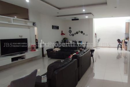Rumah 2 Tingkat Dijual di Komplek Graha Sunggal Jalan Sunggal Medan