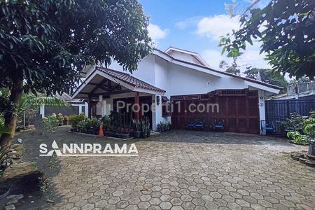 Dijual Rumah Second Murah Tanah Luas Dekat Kampus Gunadarma Depok