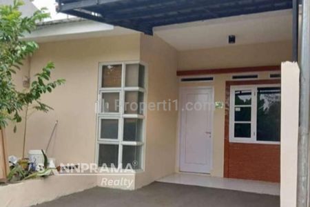 Dijual Rumah Second Murah Tanah Luas Siap Huni Dalam Perumahan di Tapos Depok