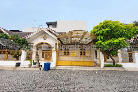 Disewakan Rumah 1 Tingkat Fully Furnished di Komplek Cemara Hijau Medan Jalan Metal