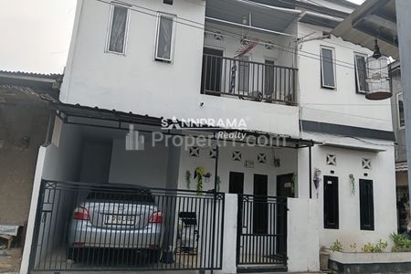 Dijual Rumah Second 2 Lantai Murah di Cipayung Depok