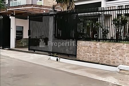 Dijual Rumah Luas di Gegerkalong Setiabudi Bandung Utara