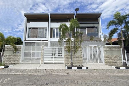 Dijual Rumah Modern Baru Gress di Medokan Asri Rungkut Surabaya Timur