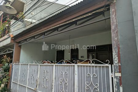 Dijual Rumah Siap Huni dengan Harga Murah di Malaka Sari Jakarta Timur