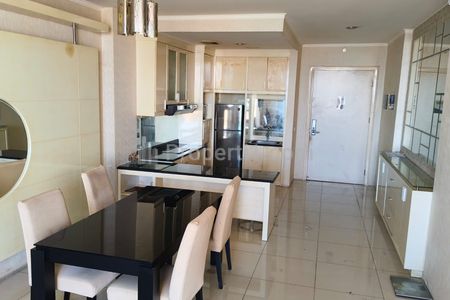 Disewakan Apartemen Ciputra World Tower Via 2 BR Full Furnish Selangkah ke Mayjen Sungkono Surabaya Barat