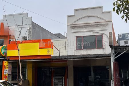 Disewakan 1 Ruko Siap Pakai di Kencana Loka BSD Tangsel Lingkungan Ramai