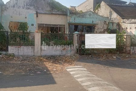 Dijual Rumah Lama Hitung Tanah di Papa Suhat Malang