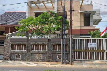 Dijual Rumah Lokasi Strategis di Pondok Kopi Jakarta Timur