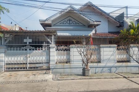Dijual Rumah Dharmahusada Indah Utara Dimensi 12x25 Surabaya Timur SHM