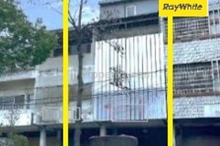 Dijual Ruko Aset Lelang Jalan Kusuma Bangsa Genteng Surabaya LT 102m2 SHGB