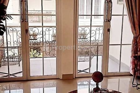 Jual Rumah Cantik 2 Lantai Siap Huni Full Furnished dalam Cluster di Cinere, Depok, Dekat ke Transmart Cilandak