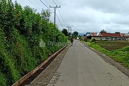 Jual Tanah di Dolat Rayat 6.411m² (SHM) di Pinggir Jalan Aspal