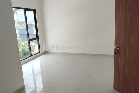 Dijual Cepat Rumah di Lippo Karawaci Barat Full Renov