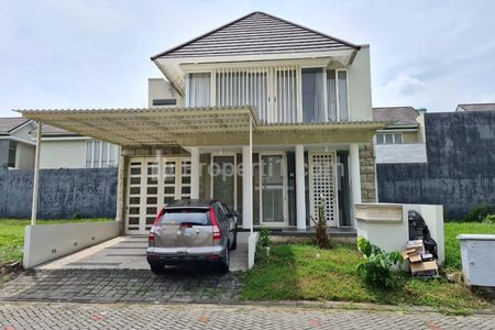 Dijual Rumah di Perumahan Stonegate Park Surabaya
