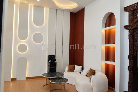 Dijual Rumah Semi Furnsihed Modern Baru Renovasi Lokasi Taman Sukodono Sidoarjo