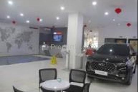 Dijual Showroom Cocok untuk Usaha Lokasi Strategis Cijagra, Bandung