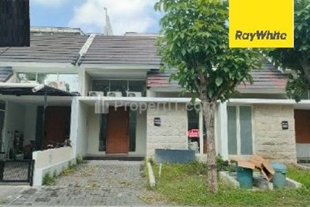 Dijual Rumah Aset Lelang Northwest Park Citraland Surabaya Barat LT 72m2 SHM