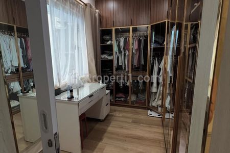 Dijual Rumah Mewah Kawasan Puri Mansion 3 Kamar Tidur Good Furnished