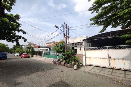 Jual Rumah Terawat Strategis dekat Jalan Raya Arjuno Surabaya 1 Lantai SHM